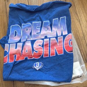 Baseball lifestyle 101 dream chasing T-shirt NWT